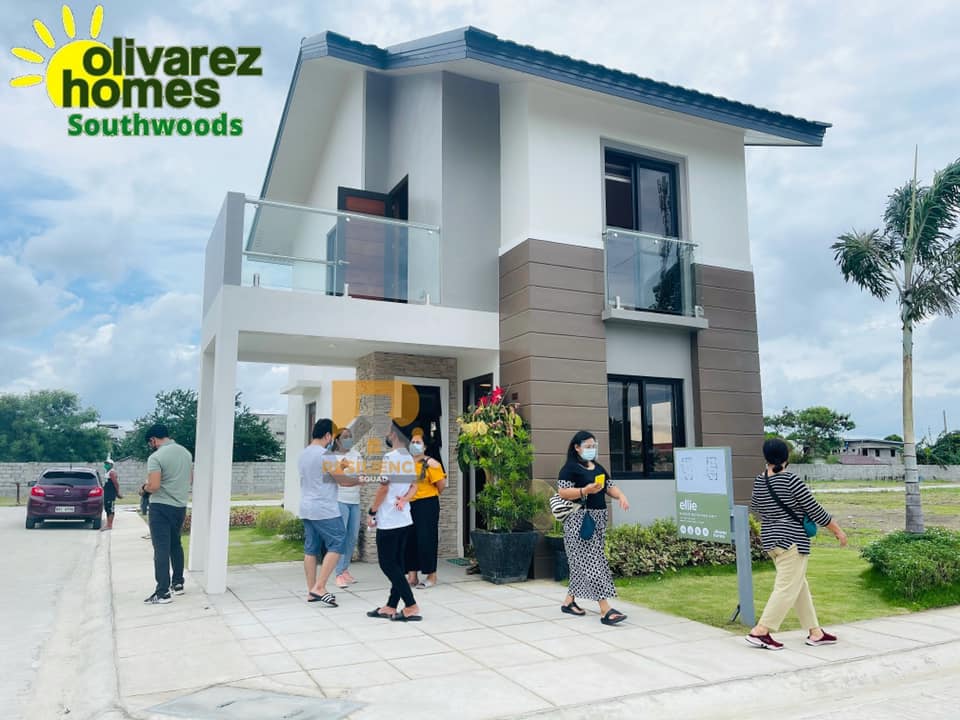 For sale 3BR House and Lot 5 Minutes Away from SLEX and Southwood Mall ...